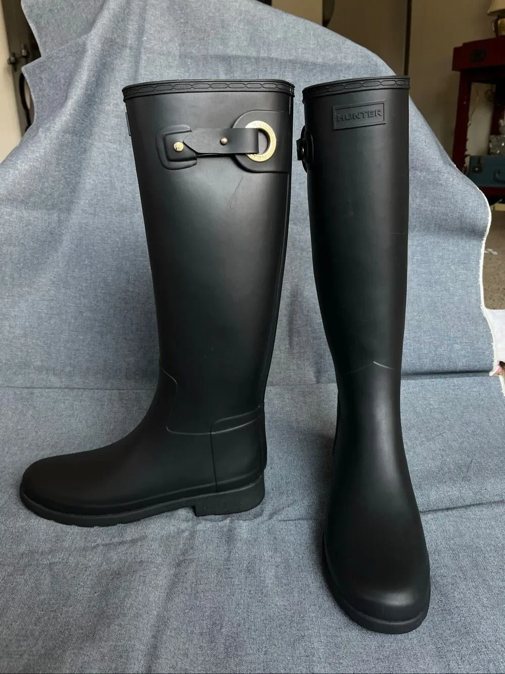 Hunter Refined Tall Rain Boots Womens 10 Waterproof Matte Rubber Black FSC